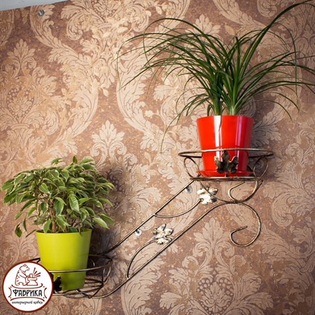 кованая подставка для цветок настенная 15-102