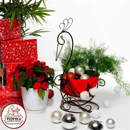 Кованая цветочница птица