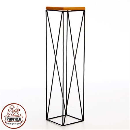 Кованая подставка для цветов 