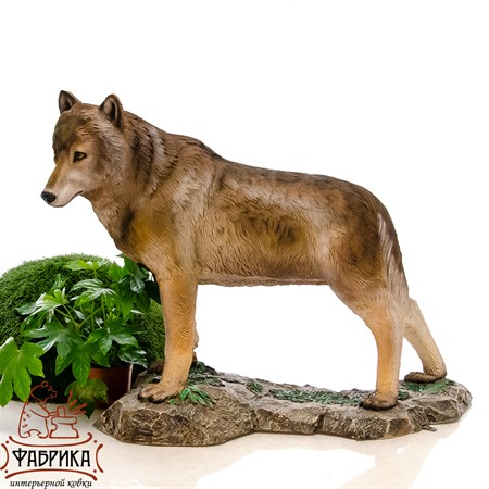 Волчица садовая фигура Волчица садовая фигура