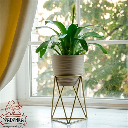 подставка на подоконник