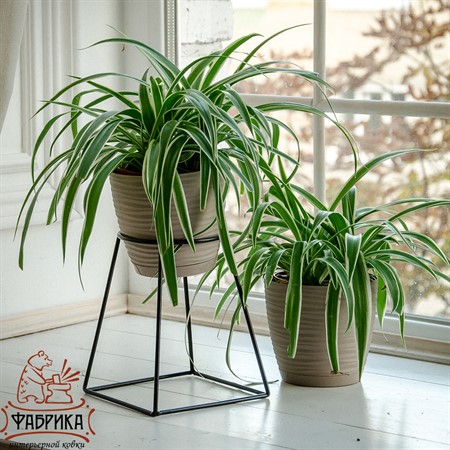 подставка на подоконник