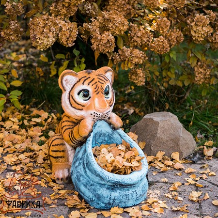 Кашпо Тигренок с мешком U08991 - фото 23407