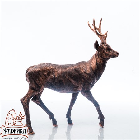 Садовая скульптура косуля