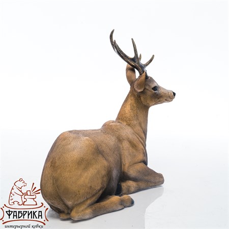 Фигура косуля для сада