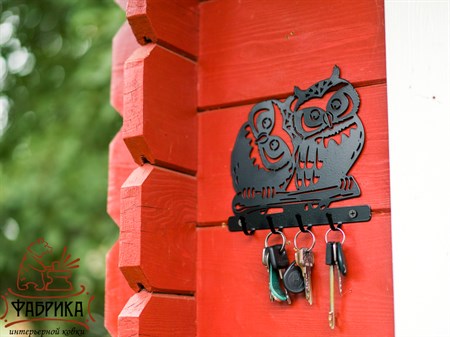 ключница настенная металлическая