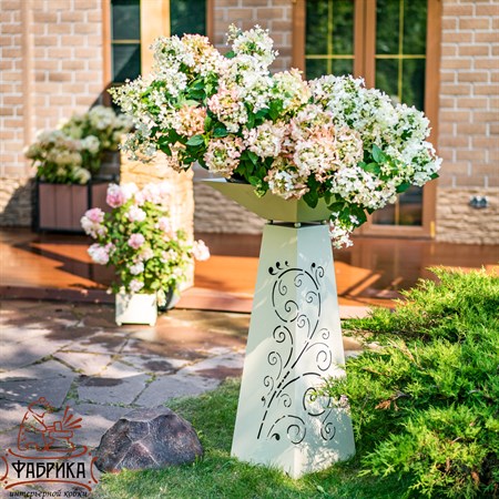 вазон высотой 96 см
